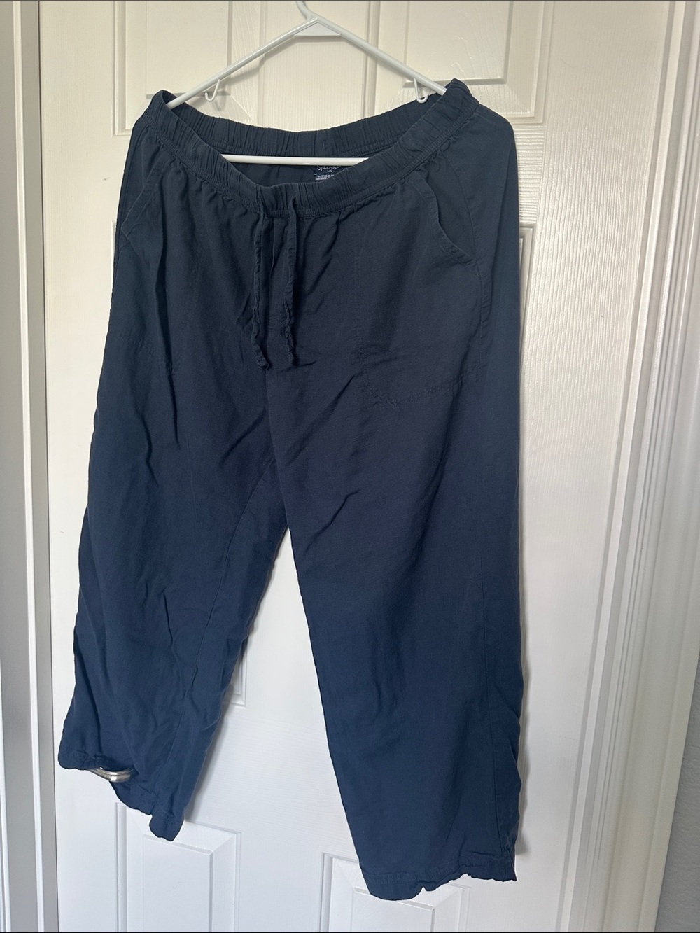 Splendid Navy Capri Drawstring Relaxed Pants